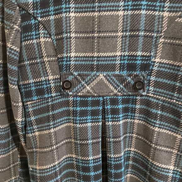 Blue and Gray plaid coat - Picture 6 of 11